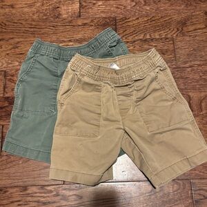 2 pair of boys 6/7 kaki and olive shorts